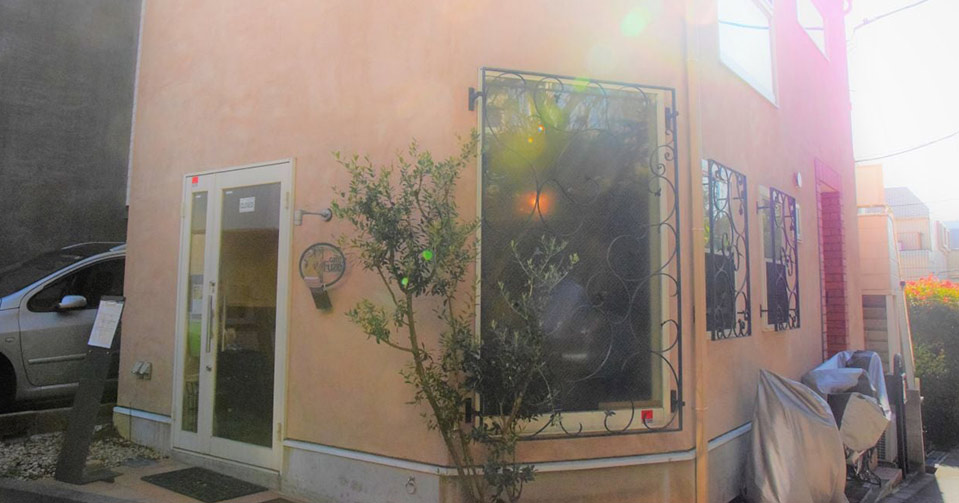 金継ぎ教室 ワークショップ を東京各所で開催中 初心者歓迎 持ち込み制限はありませんので ぜひ体験しにお越しください 金継ぎ 暮らし やり方 情報など初心者にもわかりやすく解説 東京では教室も開催中 修理の依頼も受け付けてます